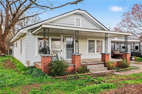 6680 Highway 52 Gillsville GA 30543