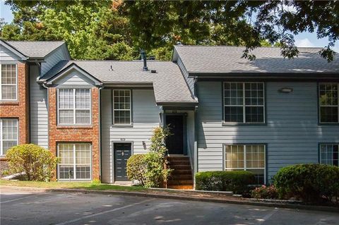 Photo of 1130 Weatherstone Drive NE, Atlanta, GA 30324 (MLS # 7710933)