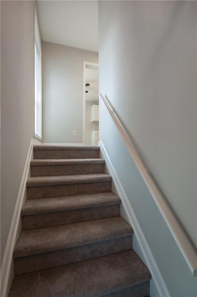 1130 Weatherstone Drive NE