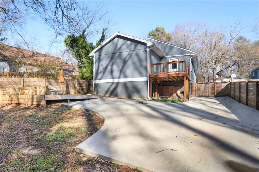 444 W Lake Avenue, Atlanta, Georgia image 19