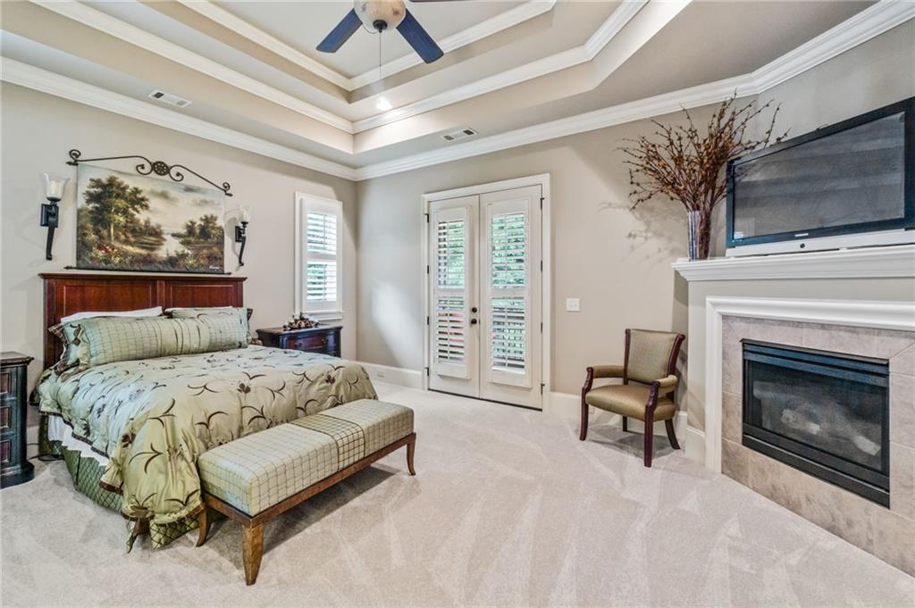 4446 Magnolia Club Circle