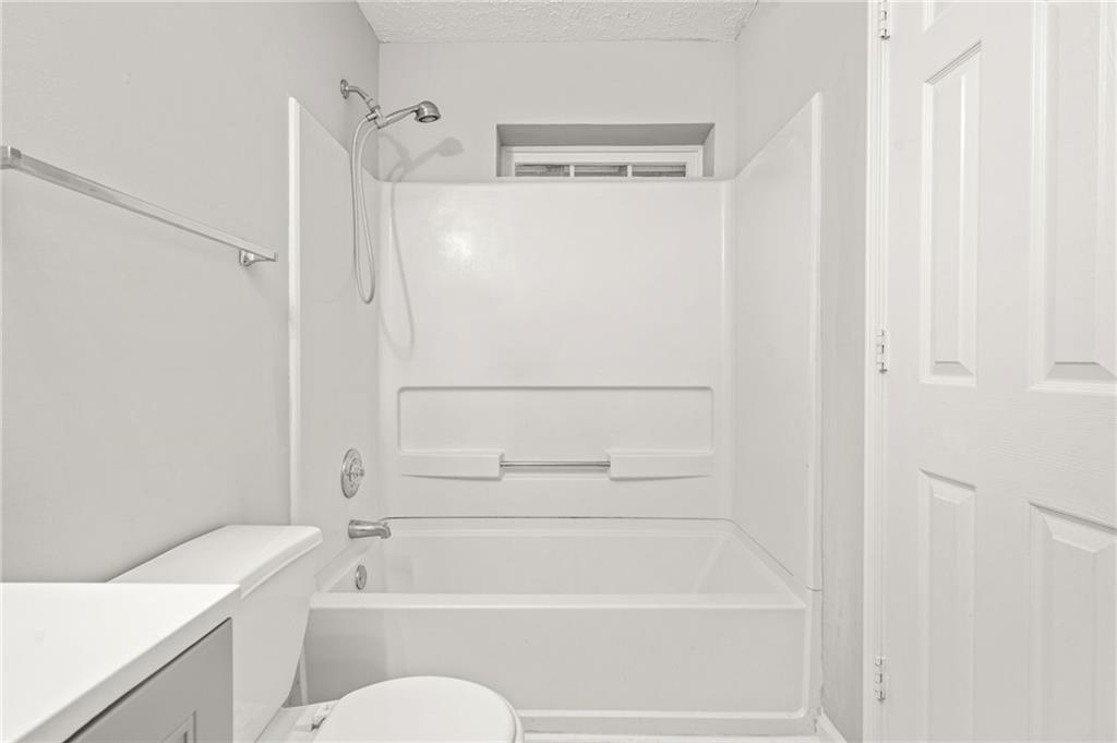 2533 Summit Cove Drive, Duluth, Georgia image 22