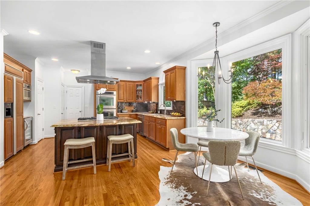 1120 Whitehall Pointe