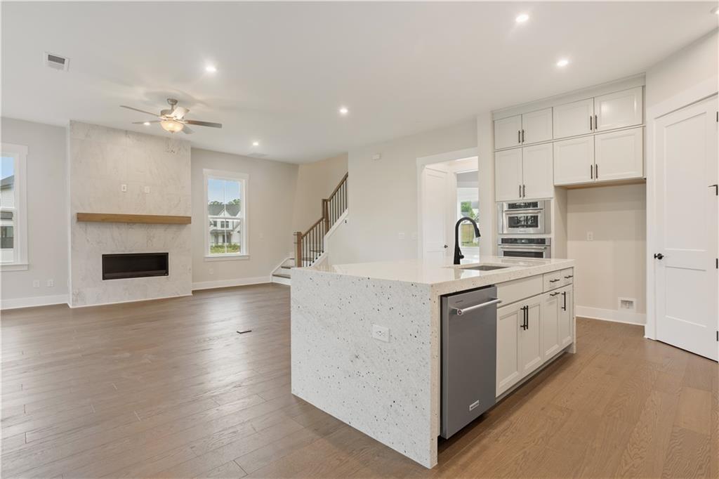 Sterling Pointe - Residential