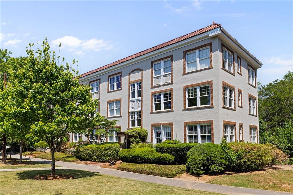 7 Park Lane NE J