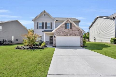 Homes For Sale - 4130 Pleasant Woods Drive<br/> Cumming, GA 30028