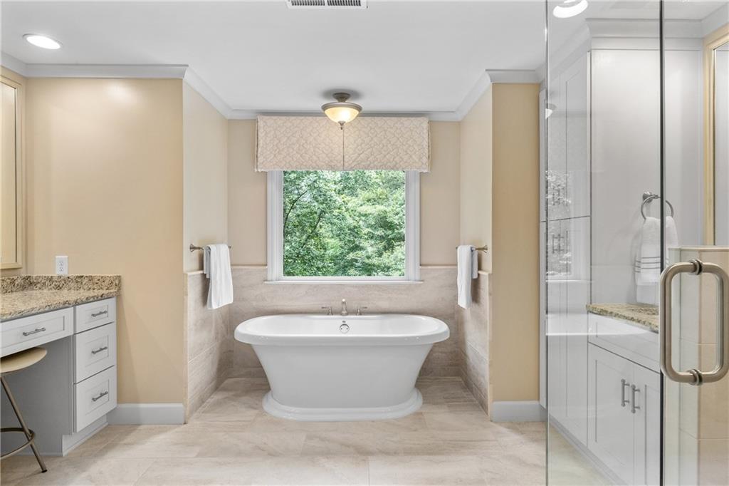 Hampton Lake - Residential