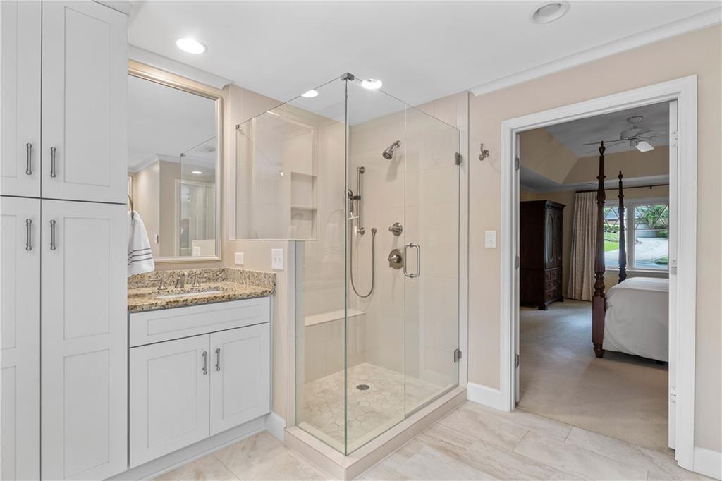 Hampton Lake - Residential
