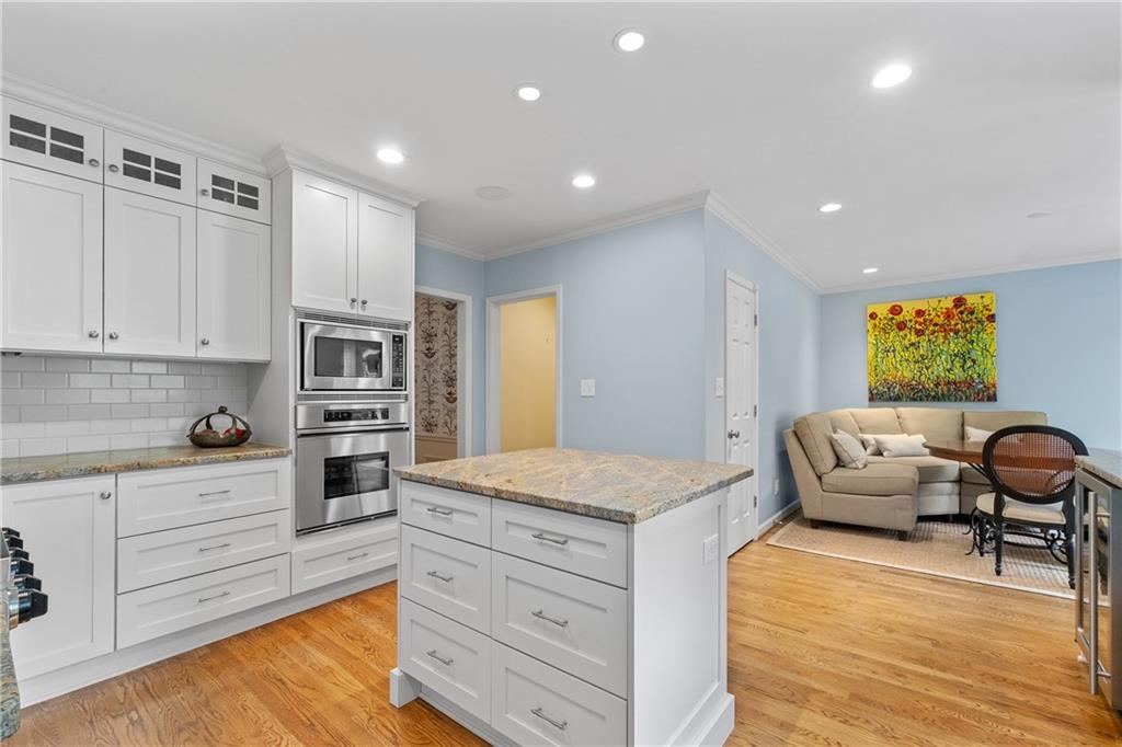 Hampton Lake - Residential