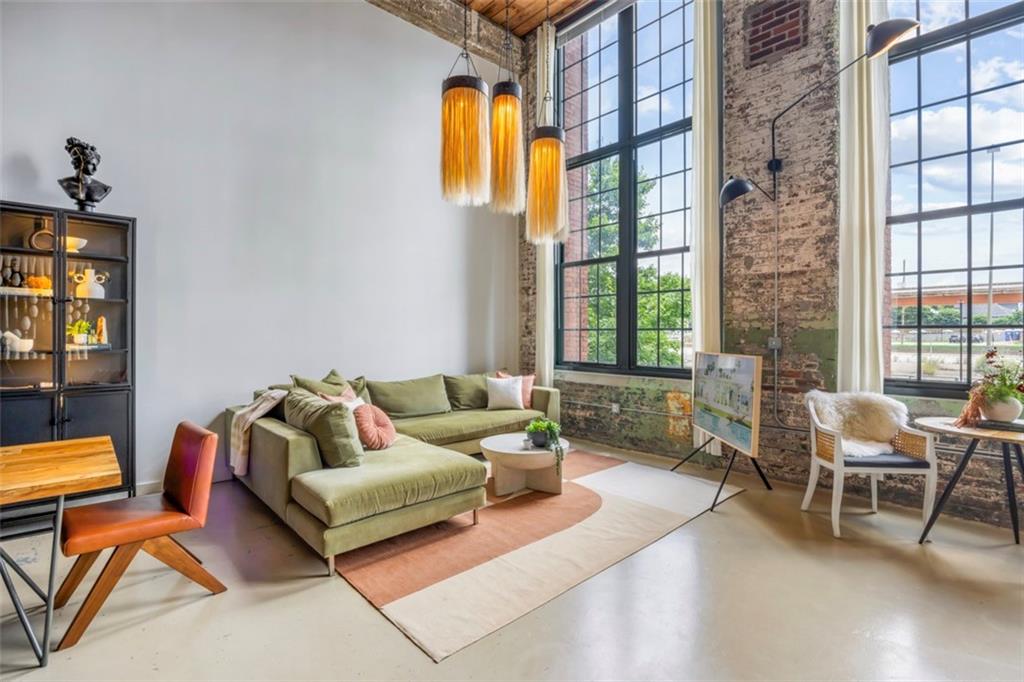 170 Boulevard SE 221E