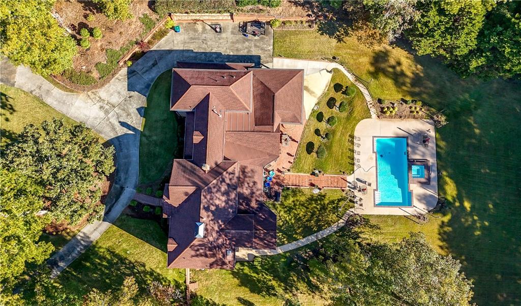 4220 Greentree Lane