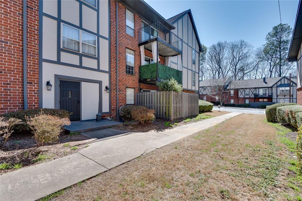 6851 Roswell Road #H1, Sandy Springs, Georgia image 37