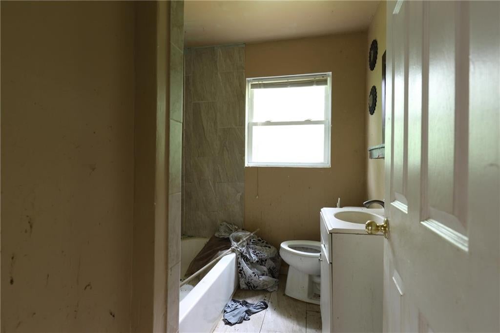 6096 Blackhawk Trail