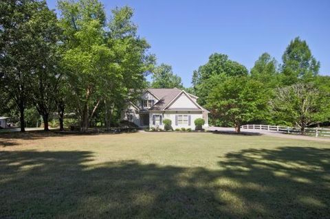 Photo of 1692 N Hadaway Road NW, Kennesaw, GA 30152 (MLS # 7768210)