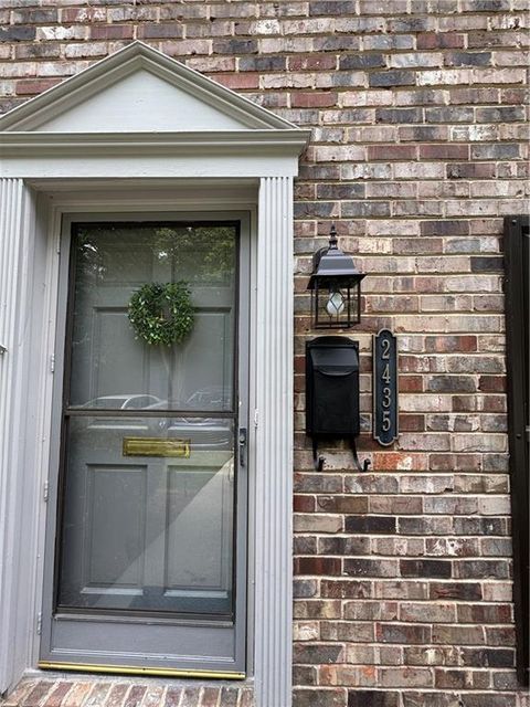 2435 Northlake Ct Atlanta GA 30345