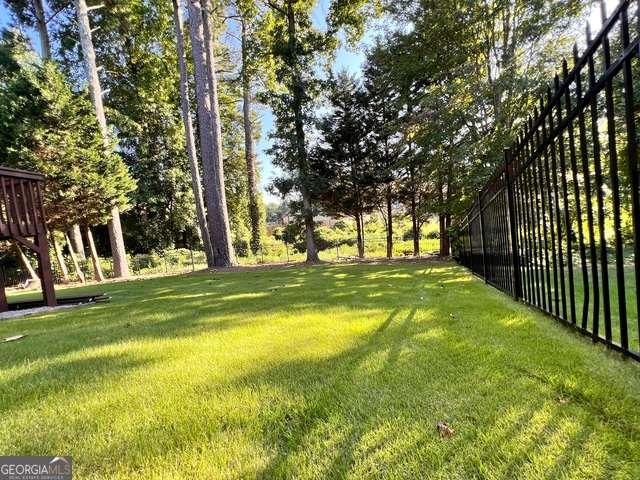 2818 Willowstone Drive, Duluth, Georgia image 32