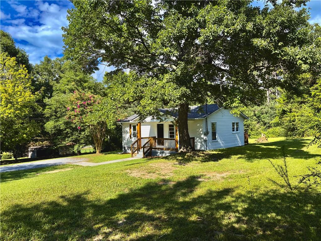126 Wendy Hill Road SE