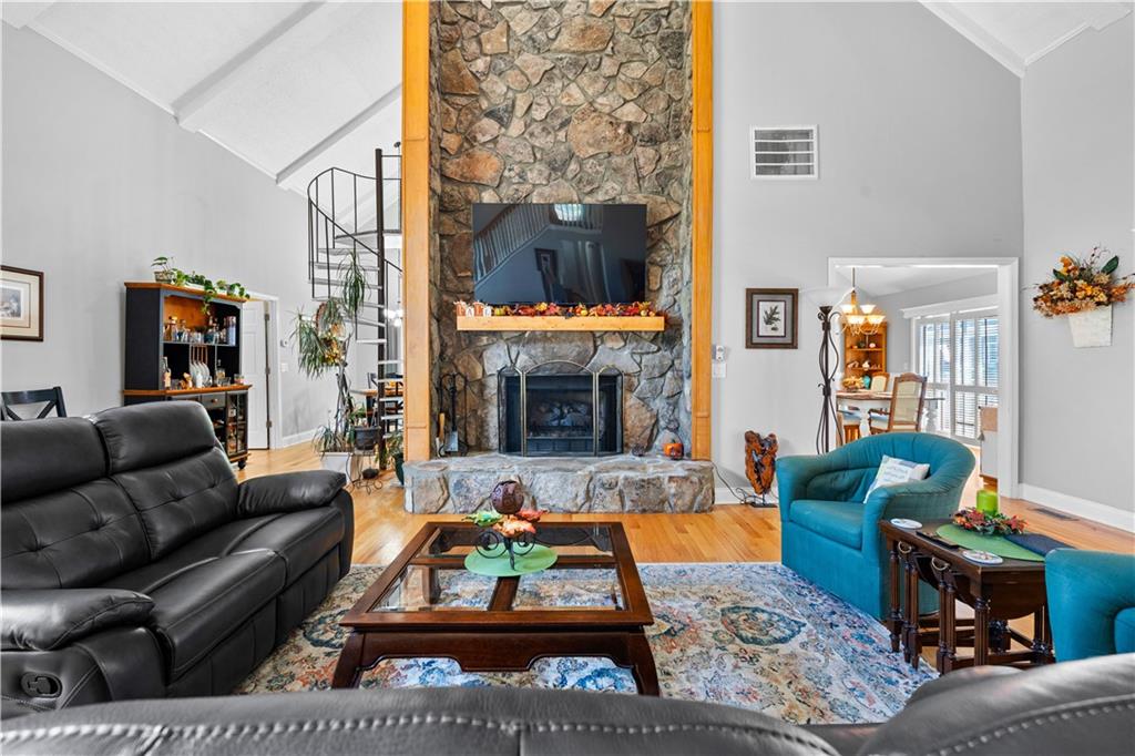 Sullivan Landing - Residential