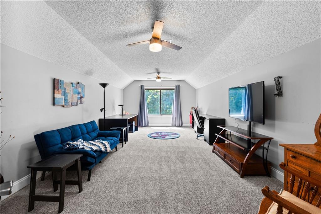 Sullivan Landing - Residential