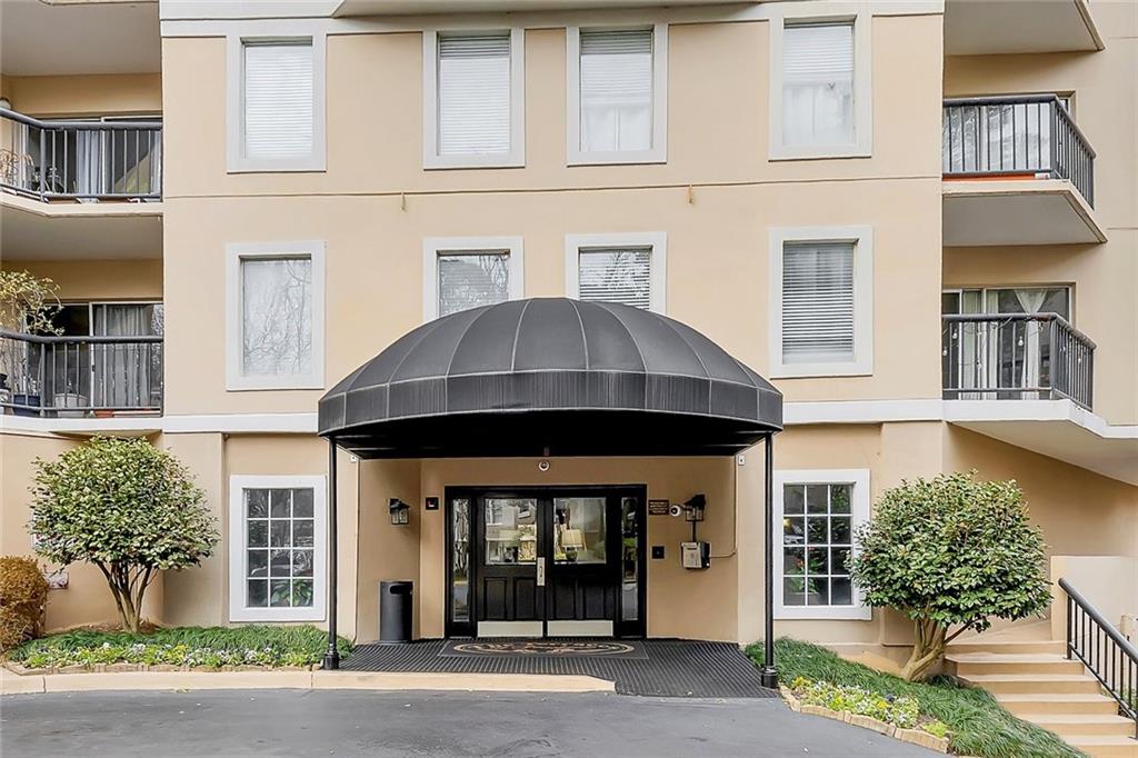 1 Biscayne Drive NW 302