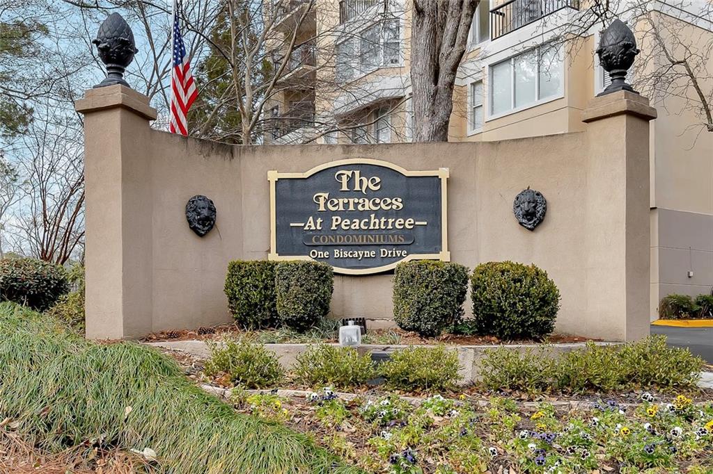 1 Biscayne Drive NW 302