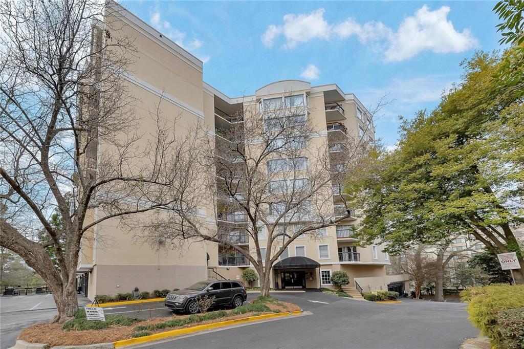 1 Biscayne Drive NW 302