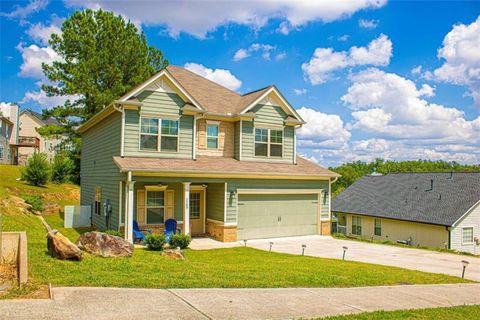 A home in Fairburn