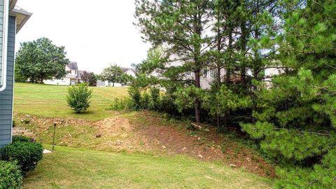 A home in Fairburn