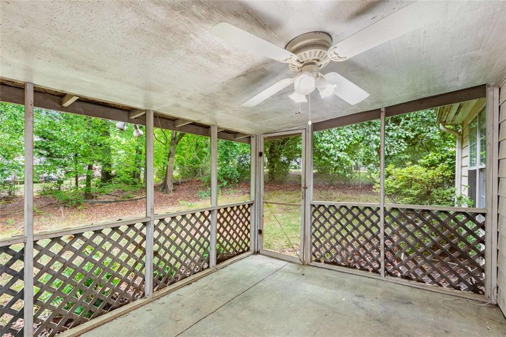402 Leslie Court, Mcdonough, Georgia image 13