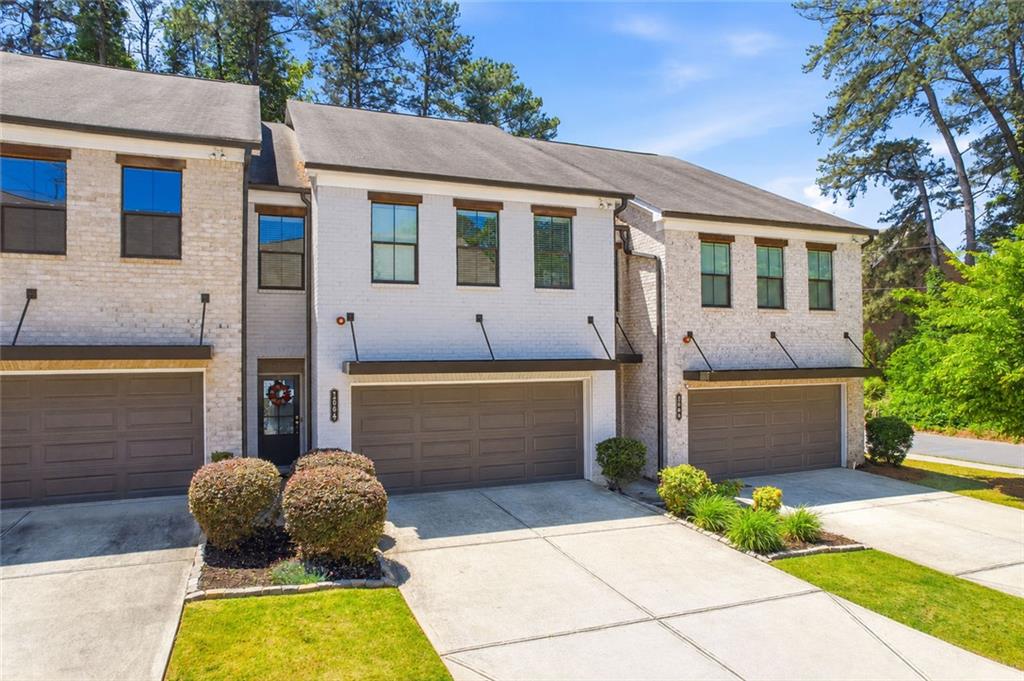 1004 Rohner Way