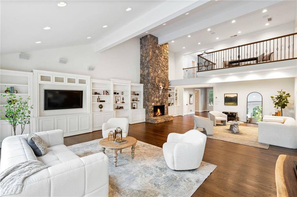 1095 Mockingbird Lane, Cumming, Georgia image 30