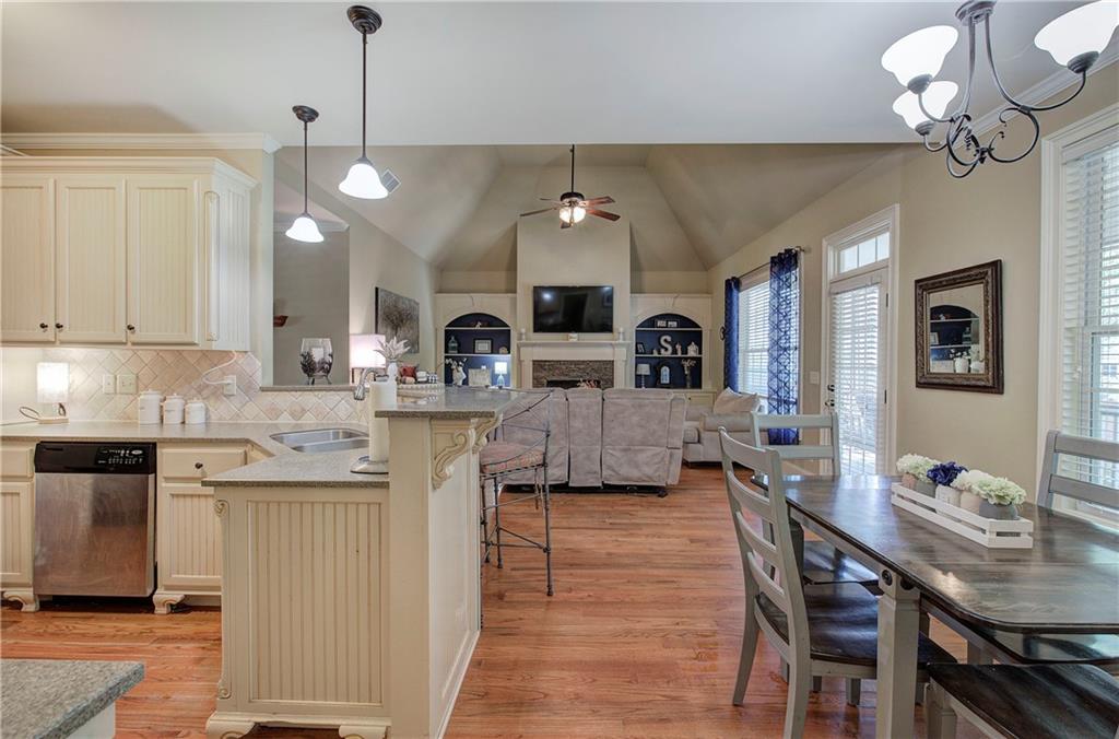 Four Seasons - Residential