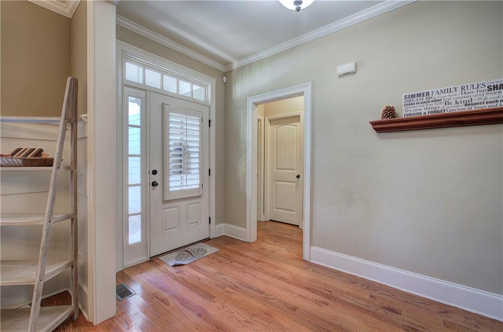 Four Seasons - Residential