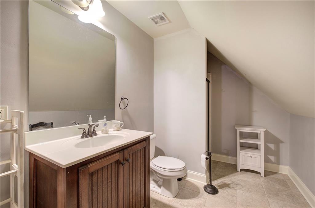 Four Seasons - Residential