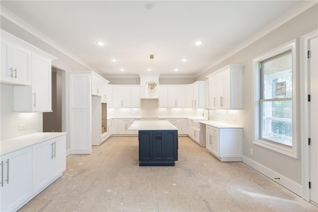 1073 Sweet Mia Lane