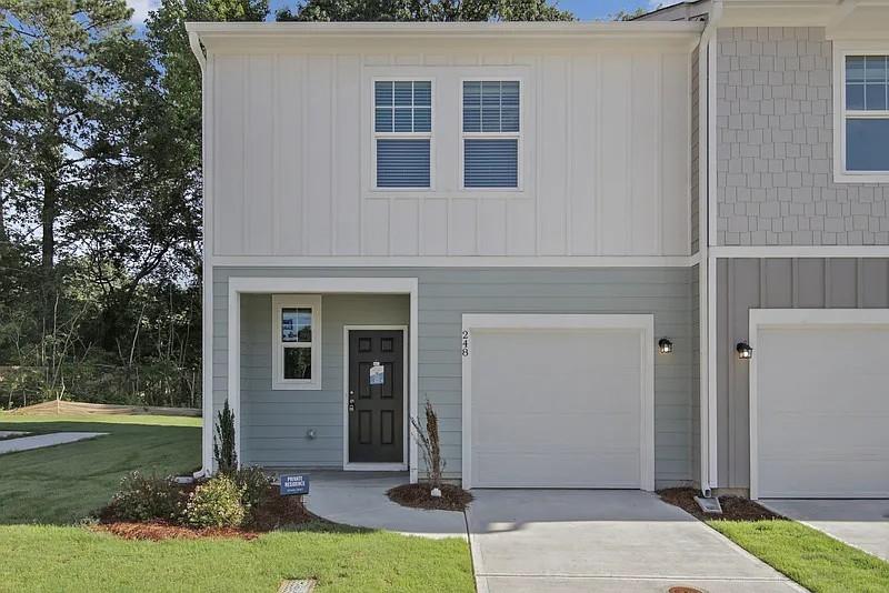 248 Grand Central Way