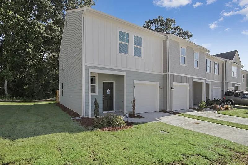 248 Grand Central Way