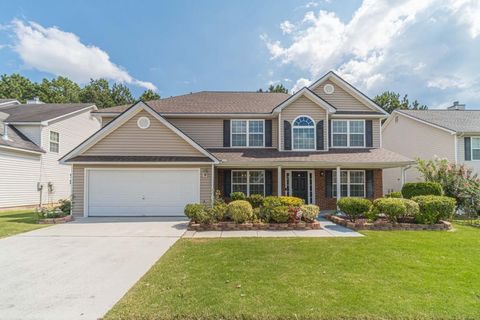 4523 Grove Lake Street Loganville GA 30052
