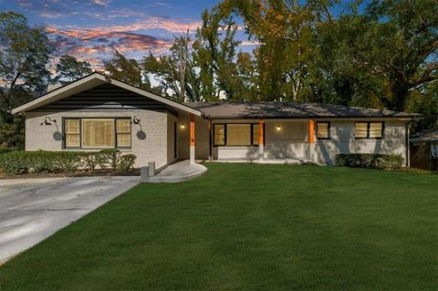 2572 Tyler Way Decatur GA 30032