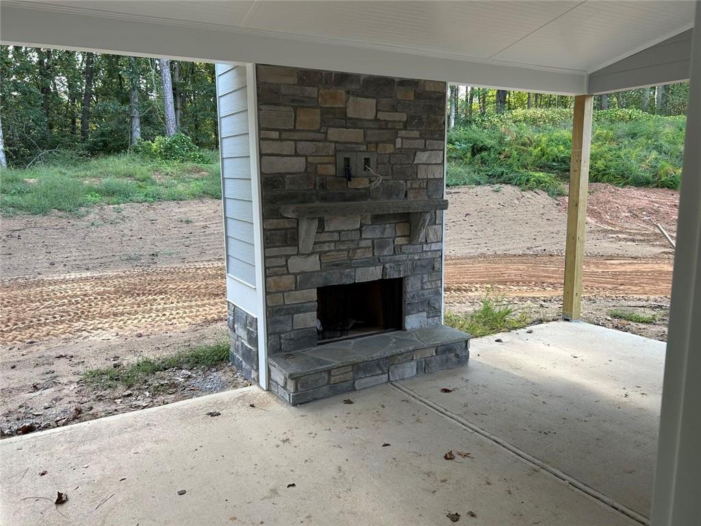 102 Barnwood Pointe Drive