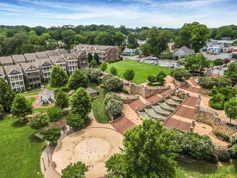 Homes For Sale - 124 Parkside West Court<br/> Norcross, GA 30071