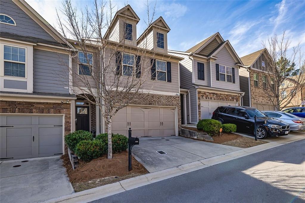 5008 Whiteoak Pointe #15, Smyrna, Georgia image 2