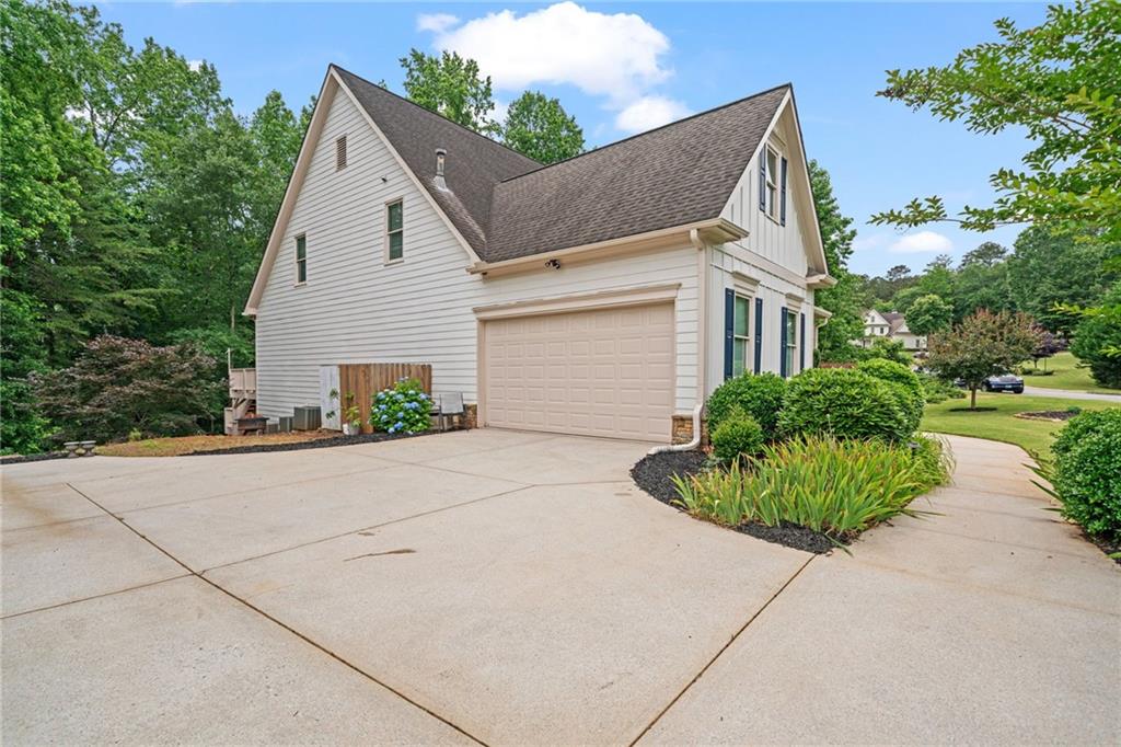 4915 Lazy Creek Court