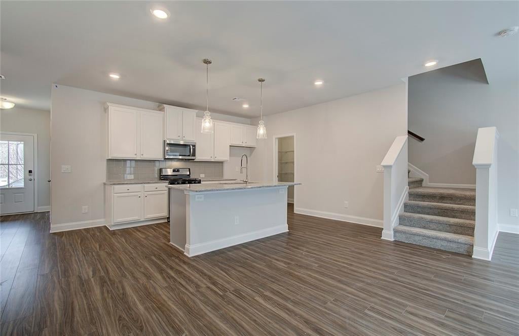 3799 Ivy Cottage Drive
