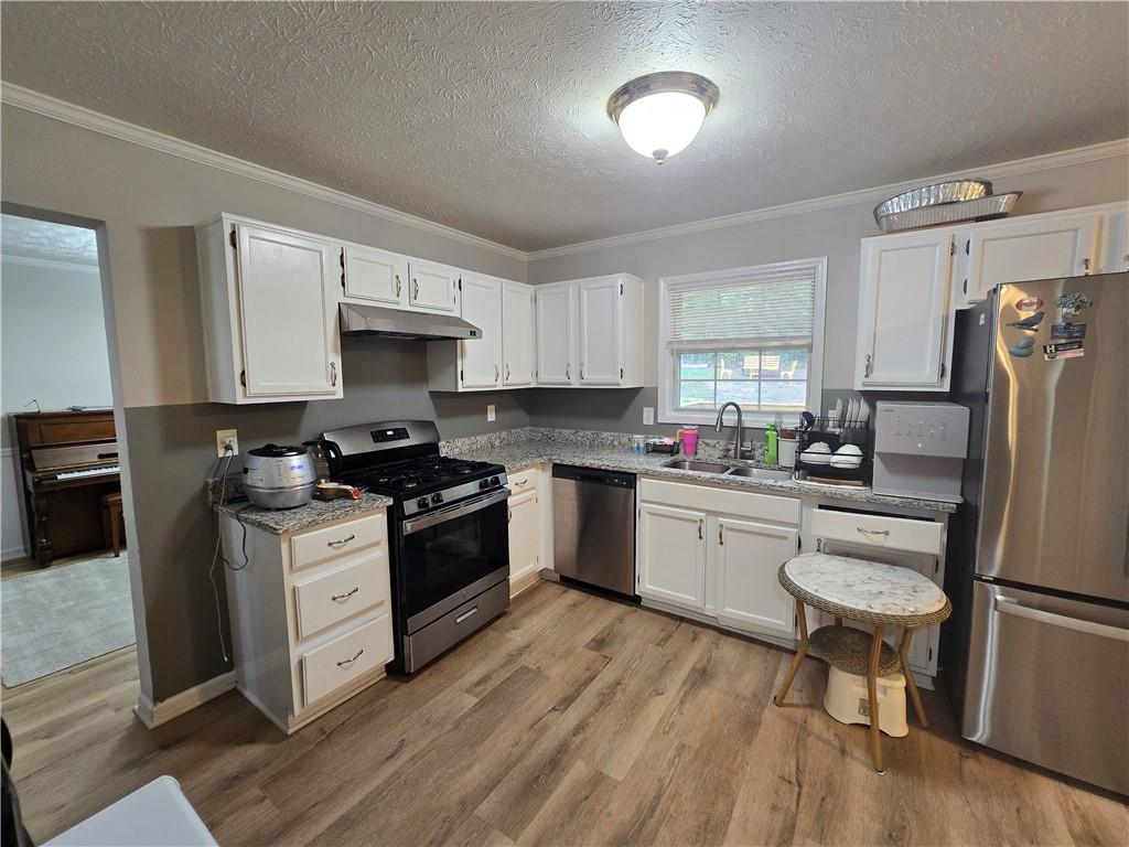 5000 Sugar Creek Drive