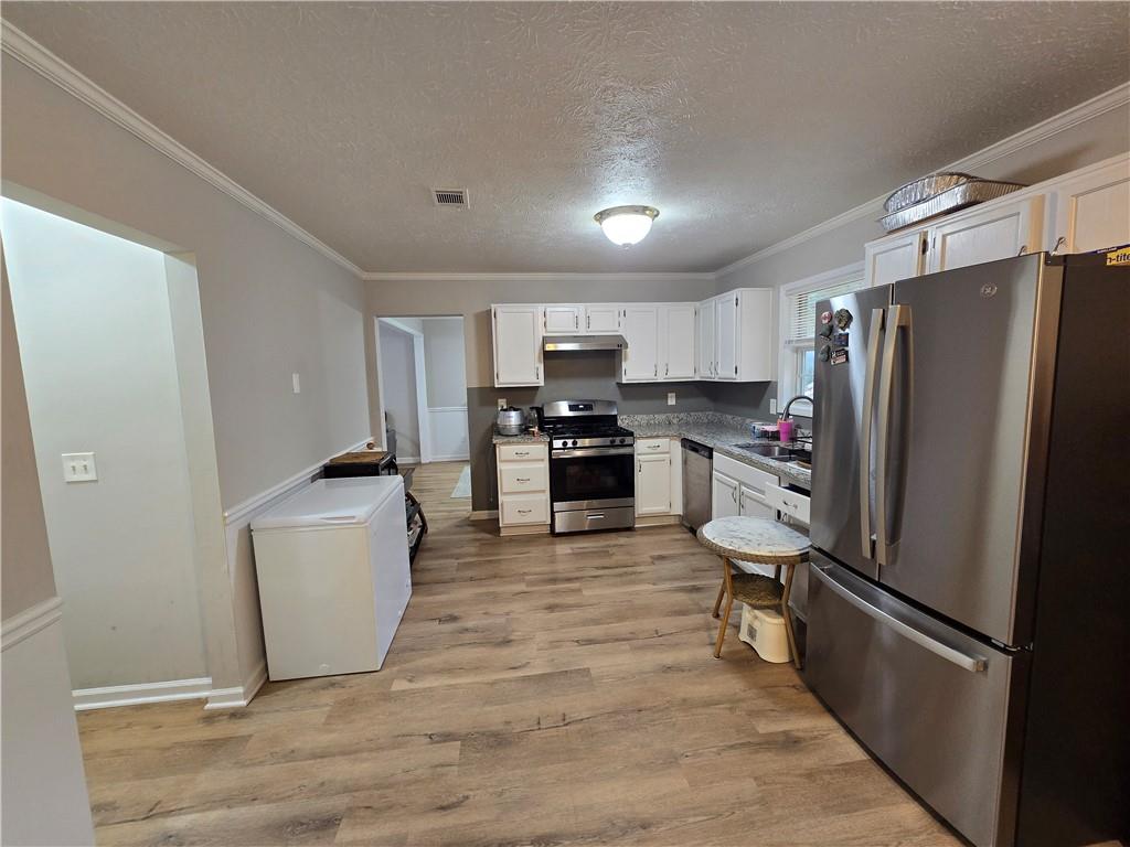 5000 Sugar Creek Drive