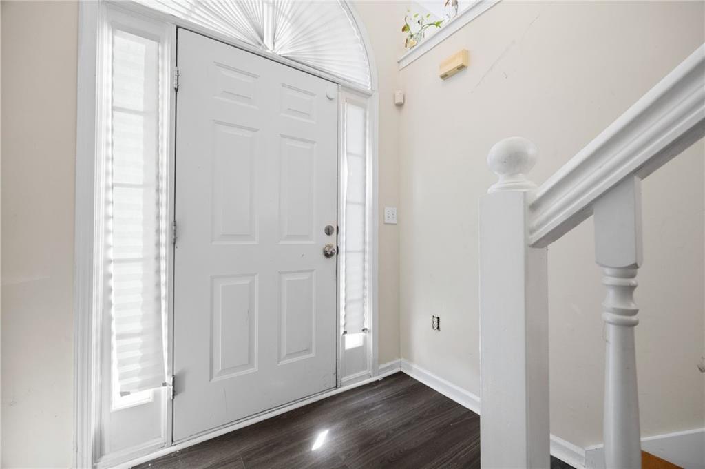 6595 Lancelot Court, Riverdale, Georgia image 3