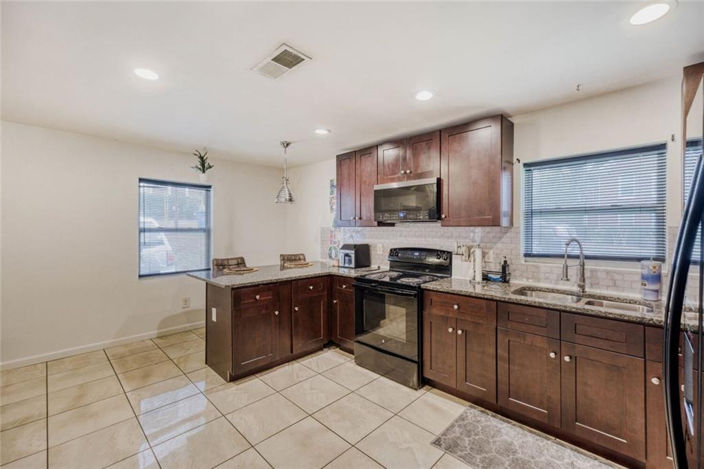 113 Hillside Avenue SE