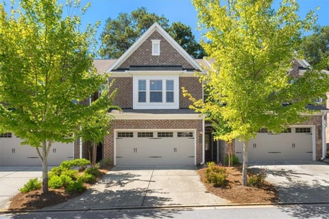 Townhouse For Sale - 4442 Park Vista Lane<br/> Buford, GA 30518