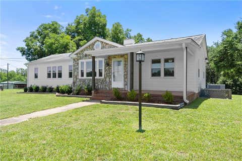 Homes For Sale - 2973 River Road<br/> Elberton, GA 30635